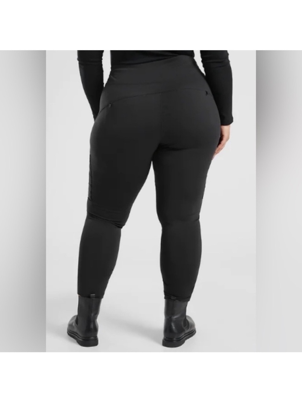 Athleta Black High-Rise Performance Leggings with Side cargo Pockets. Plus size - Picture 5 of 13